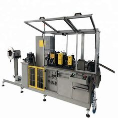 Automatyczna maszyna do produkcji falistej chłodnicy PLC / falownik / AC Servo Control