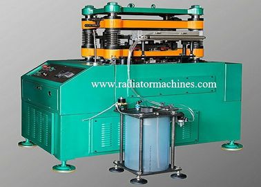 Szybkość 120 SPM Fin Making Machine Tłoczenie Lanced Offset Fin 500 Mm Wide