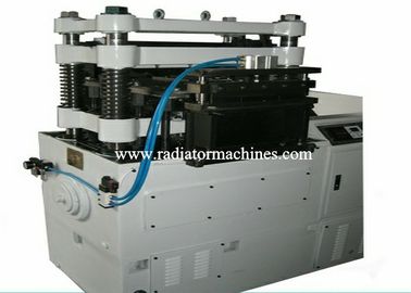 Tłoczenie Aluminium Radiator Fin Machine 120 SPM Płaski Fin Max 500mm Szeroki